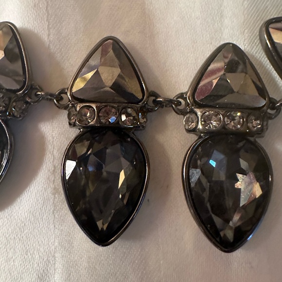 White House Black Market Black Glass Necklace - Picture 6 of 10